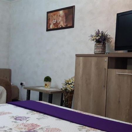 Apartment On Kamyanetskaya Street Khmelʼnytsʼkyy エクステリア 写真